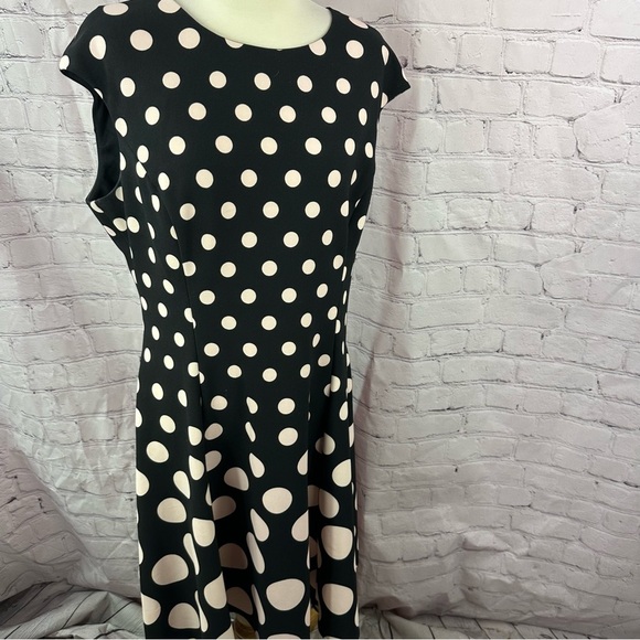 NorthStyle  Polka Dot Midi Dress cap sleeve fit & flare classic office preppy 14 - Picture 1 of 8